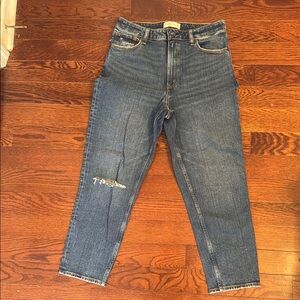 Abercrombie and Fitch High Rise Curve Love Mom Jean
